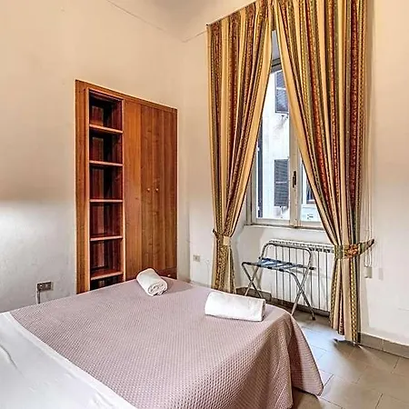 Giada Hotel 2*